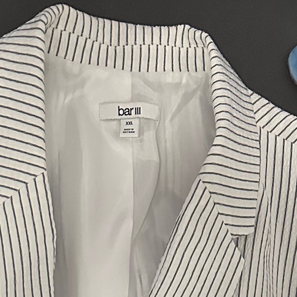 Women's Macy's brand Bar III XXL blazer jacket